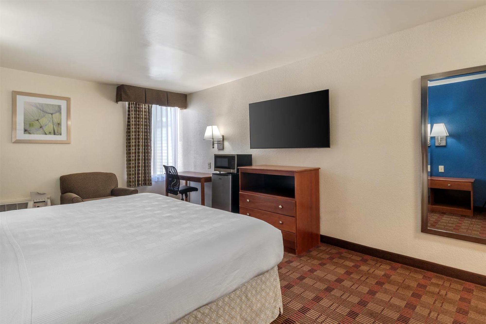 King Room - Non-Smoking